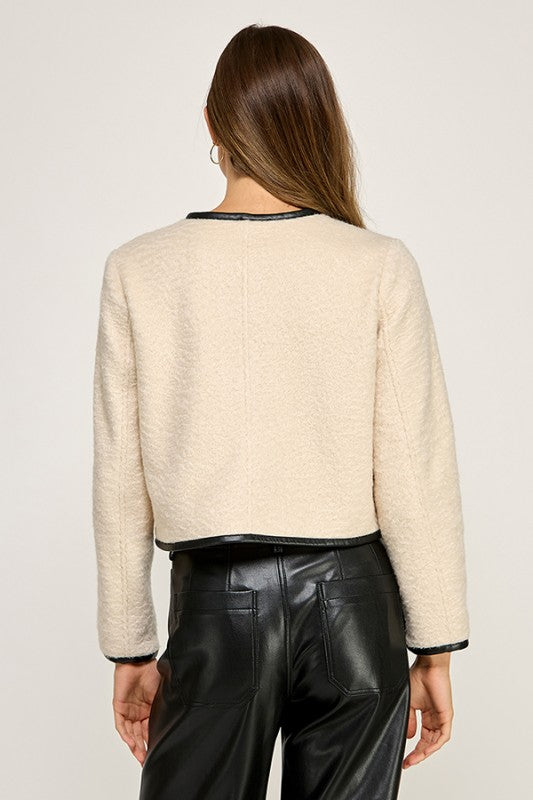 Chaqueta Corta