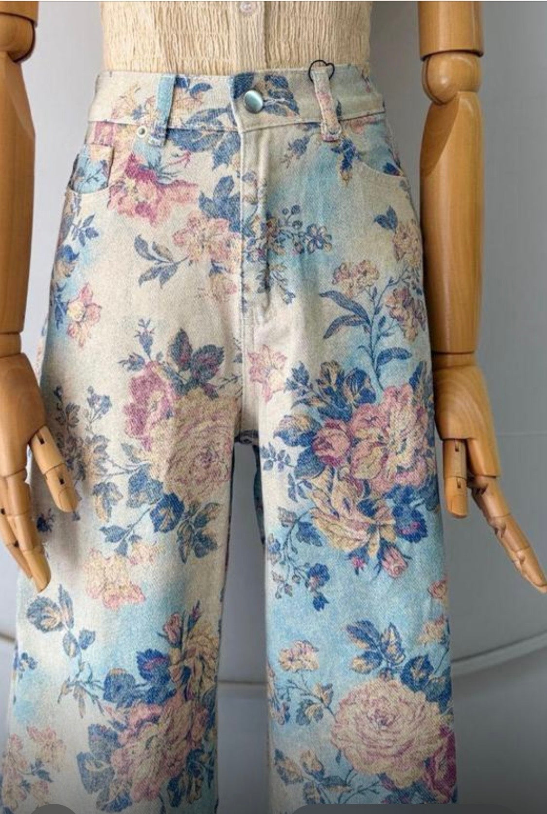 Jeans flores azules
