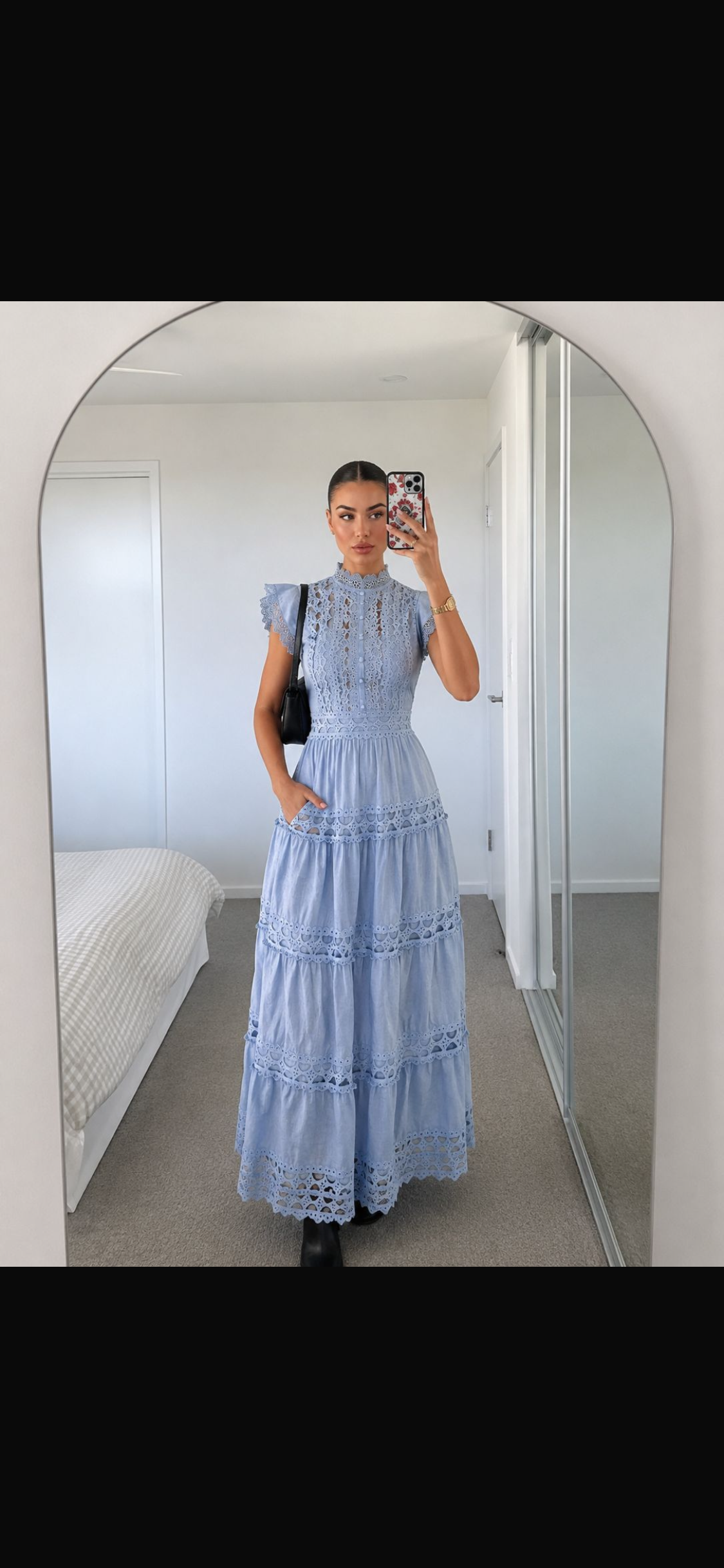 Vestido azul tira bordada
