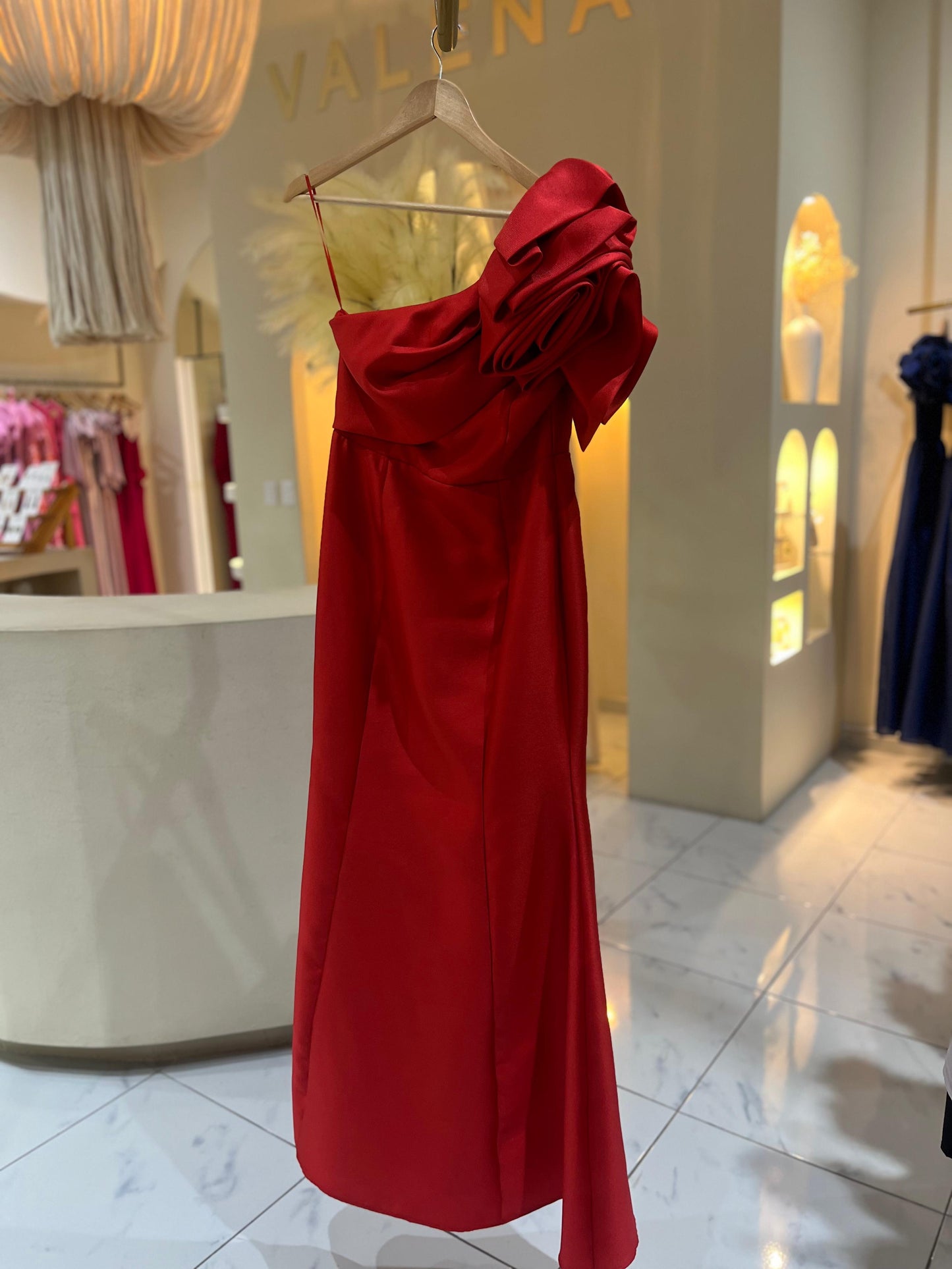 Vestido Maxi Un Hombro Flor